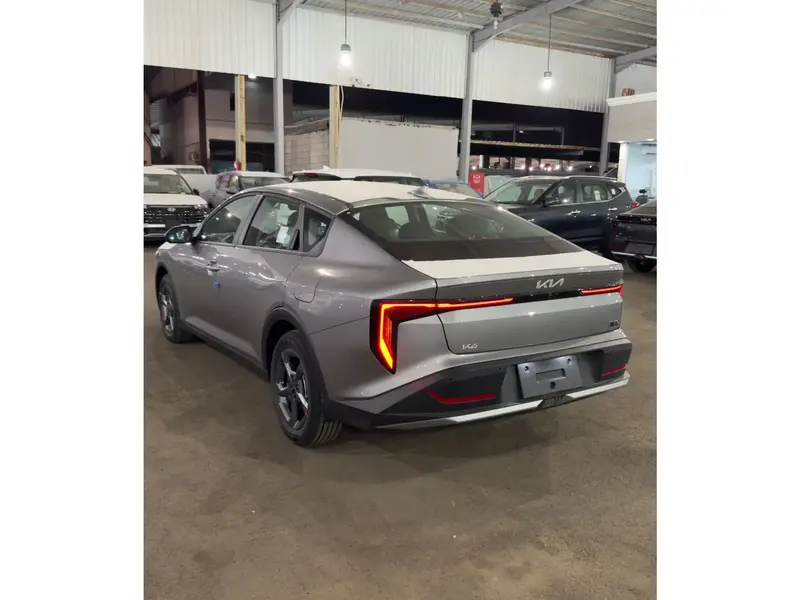 Discover undefined undefined Exterior Interior Images.Find all aspects and details of cars.