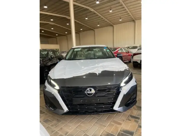 Nissan Altima 2025