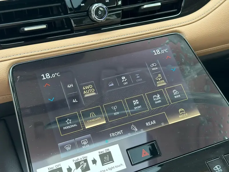 Infiniti QX80 2025