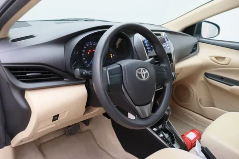 Discover undefined undefined Exterior Interior Images.Find all aspects and details of cars.
