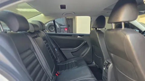 Volkswagen Jetta 2.0 SEL 2015