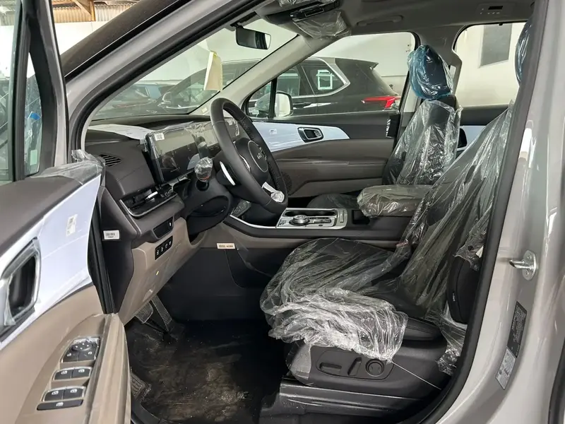 KIA Carnival 2025