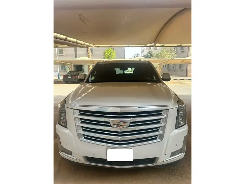 cadillac escalade image Cadillac Escalade Platinum 2020