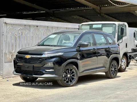 Discover undefined undefined Exterior Interior Images.Find all aspects and details of cars.