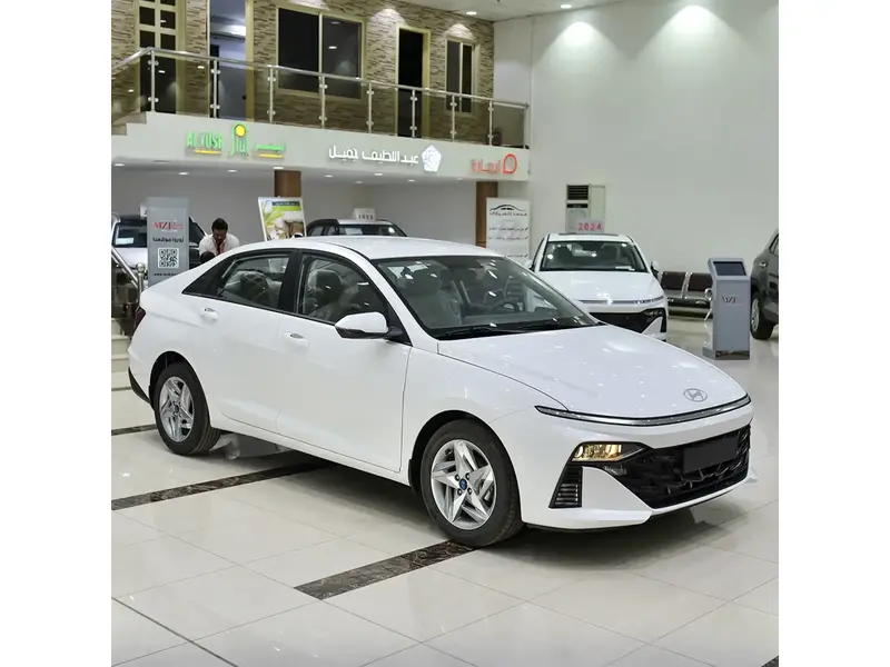 Discover undefined undefined Exterior Interior Images.Find all aspects and details of cars.