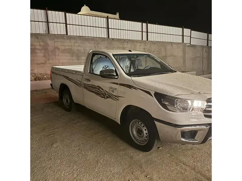 Discover undefined undefined Exterior Interior Images.Find all aspects and details of cars.