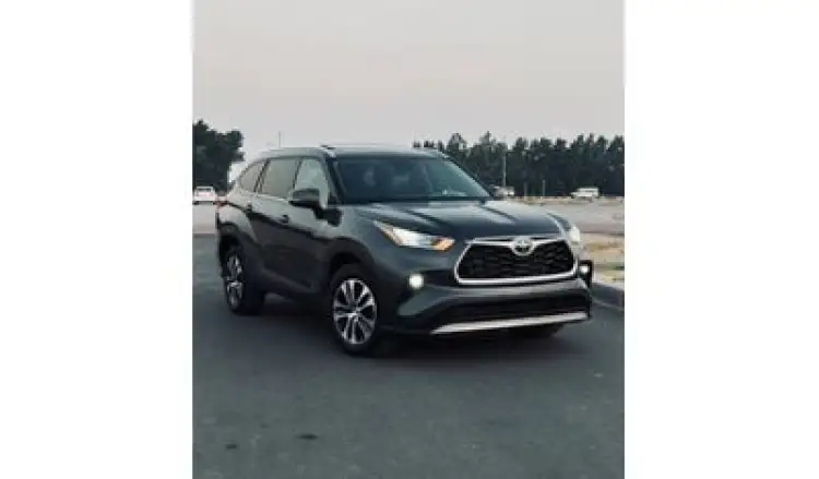 toyota toyota-highlander image Toyota Highlander XLE