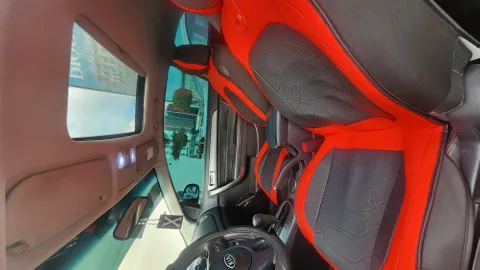 Discover undefined undefined Exterior Interior Images.Find all aspects and details of cars.
