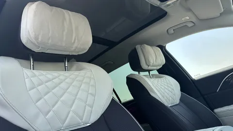 Hongqi E-HS9 Deluxe (6 Seats) 2022
