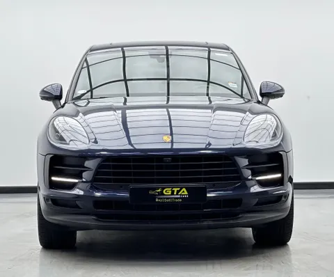 Porsche Macan Base 2021