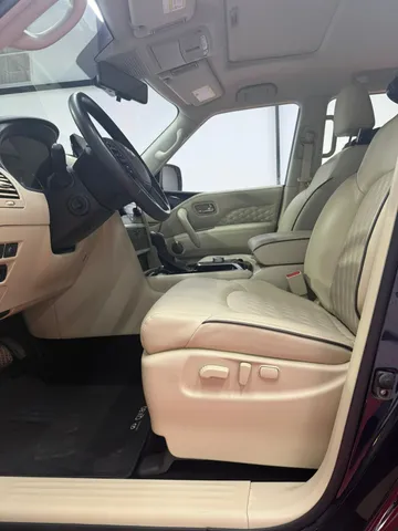 Infiniti QX80 5.6L Luxury 2023