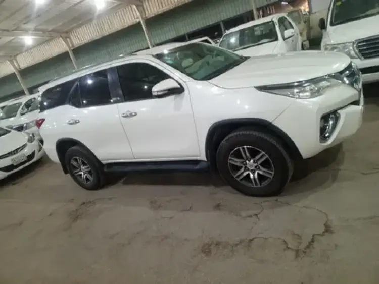 toyota toyota-fortuner image Toyota Fortuner 2017