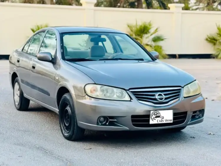 nissan nissan-sunny image Nissan Sunny 1.6L Super Saloon 2012