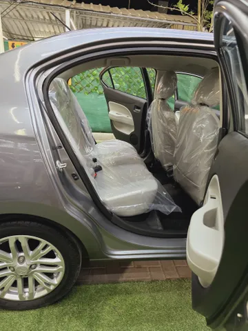 Mitsubishi Attrage 1.2 GLX 2021