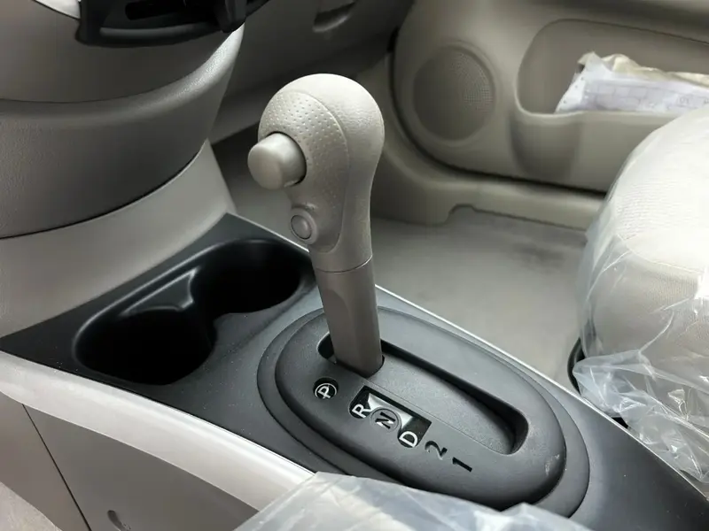 Nissan Sunny 2024