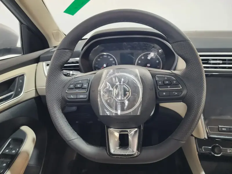MG 5 2025