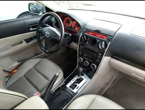 Mazda 6 2.5L V w/ Sunroof Plus 2007