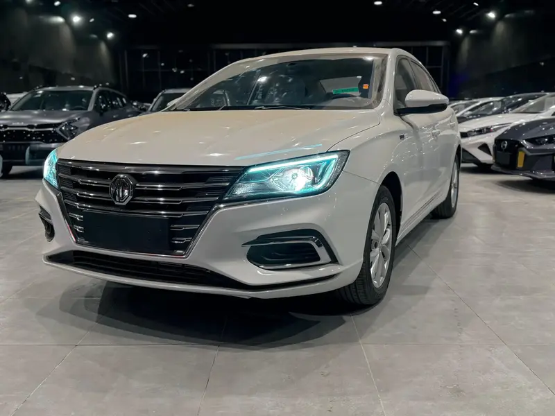 Discover undefined undefined Exterior Interior Images.Find all aspects and details of cars.