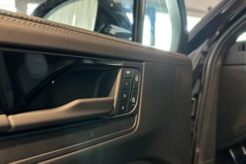 New Porsche Cayenne GTS 2025