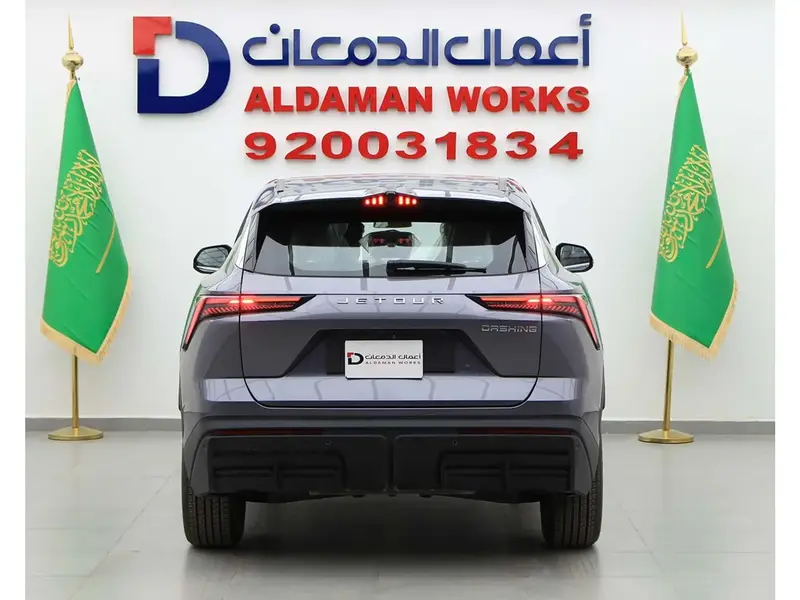 Discover undefined undefined Exterior Interior Images.Find all aspects and details of cars.