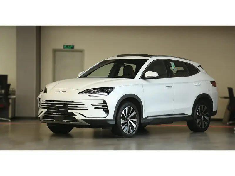 Discover undefined undefined Exterior Interior Images.Find all aspects and details of cars.