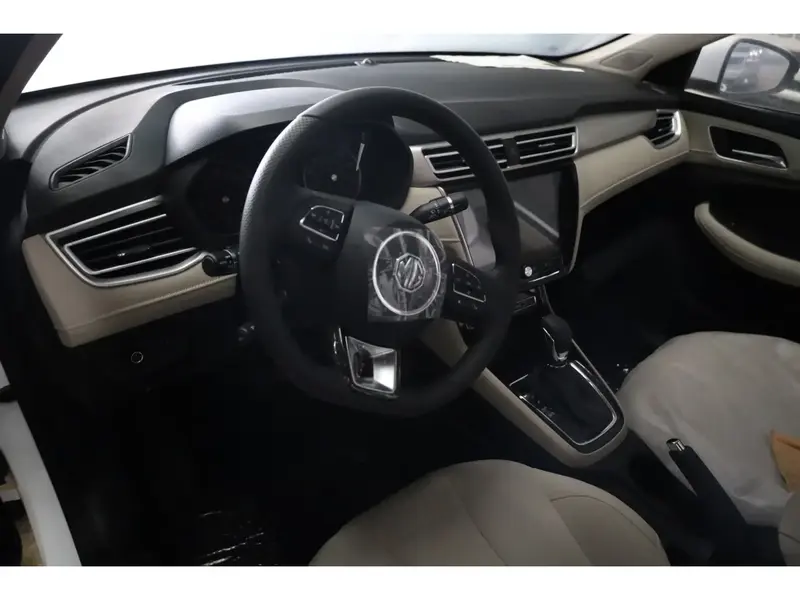 Discover undefined undefined Exterior Interior Images.Find all aspects and details of cars.