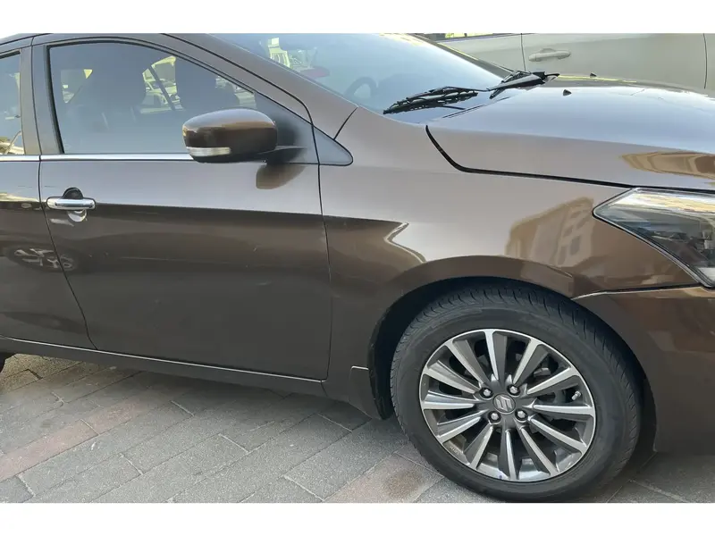 Discover undefined undefined Exterior Interior Images.Find all aspects and details of cars.