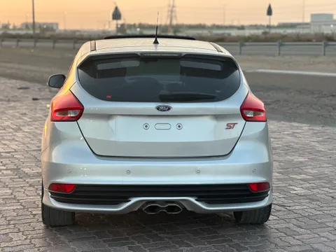 Ford Focus 2.0L ST 2016