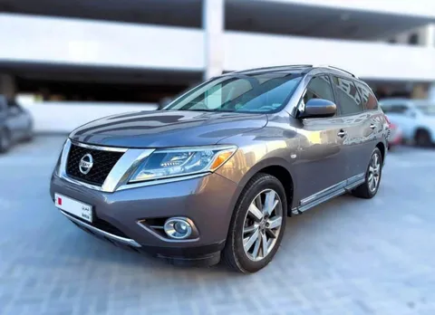 Nissan Pathfinder 3.5L SL 2WD 2014