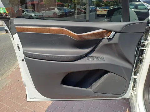 Tesla Model X Long Range (AWD) 2020