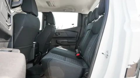 New Mitsubishi L200 2.5L Double Cab GLS 4WD 2024