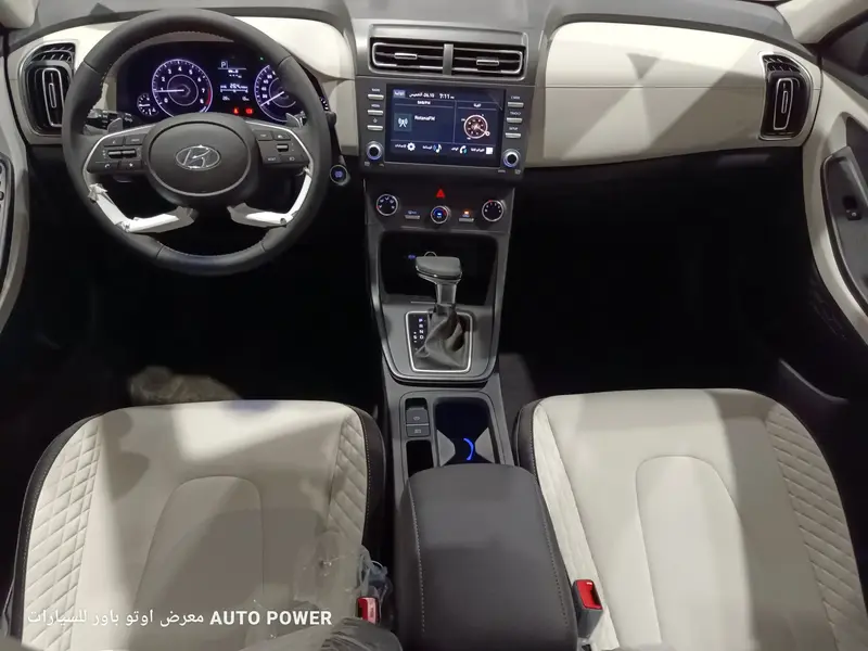 Discover undefined undefined Exterior Interior Images.Find all aspects and details of cars.