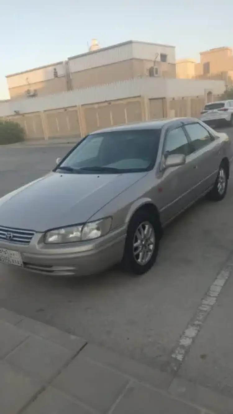 toyota toyota-camry image Toyota Camry 2001