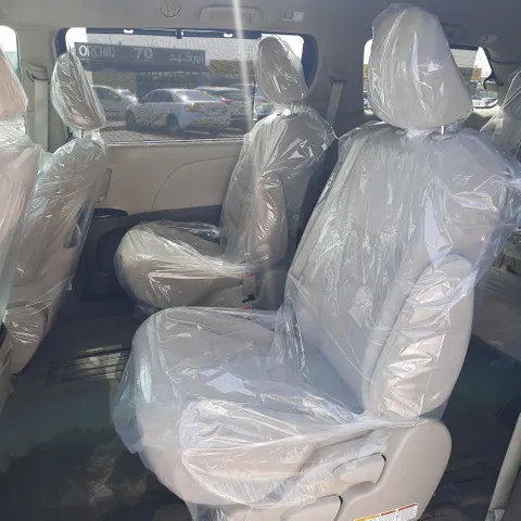 Toyota Sienna 2016