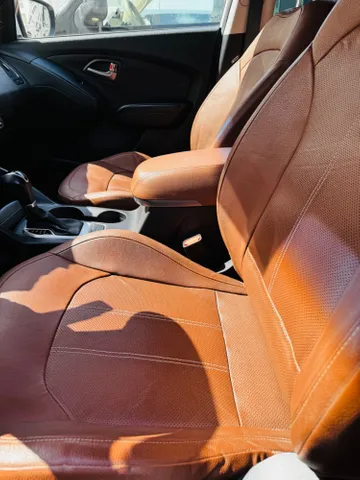 Hyundai Tucson 2.0L Full Option AWD 2015