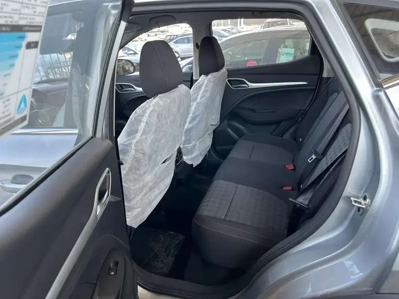 MG ZS 2025