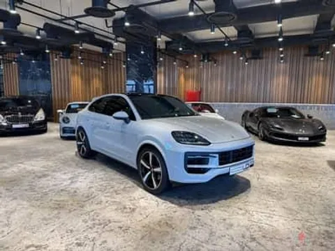 Discover undefined undefined Exterior Interior Images.Find all aspects and details of cars.