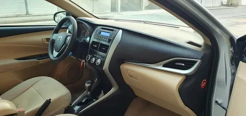 Discover undefined undefined Exterior Interior Images.Find all aspects and details of cars.