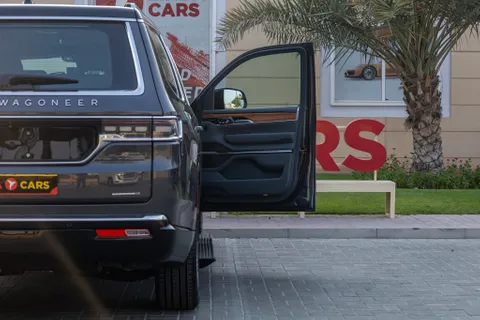New Jeep Grand Wagoneer 2023