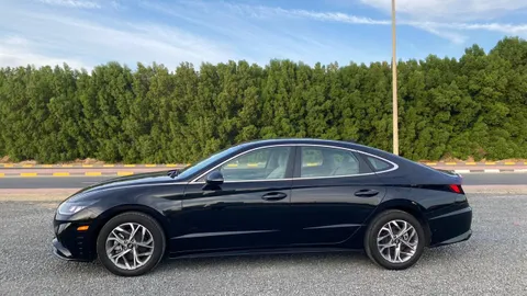 Hyundai Sonata 2.5L Mid 2021