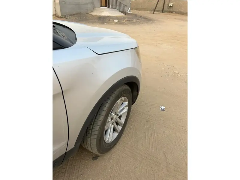 Discover undefined undefined Exterior Interior Images.Find all aspects and details of cars.