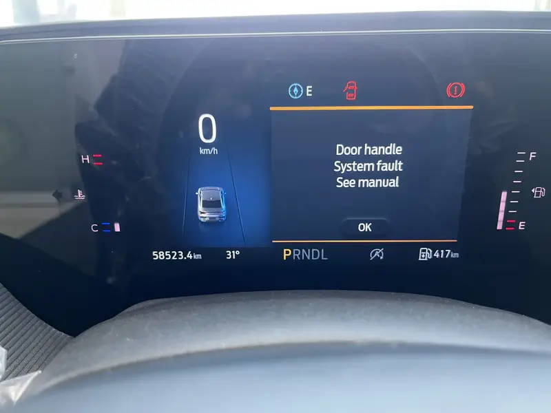 Discover undefined undefined Exterior Interior Images.Find all aspects and details of cars.