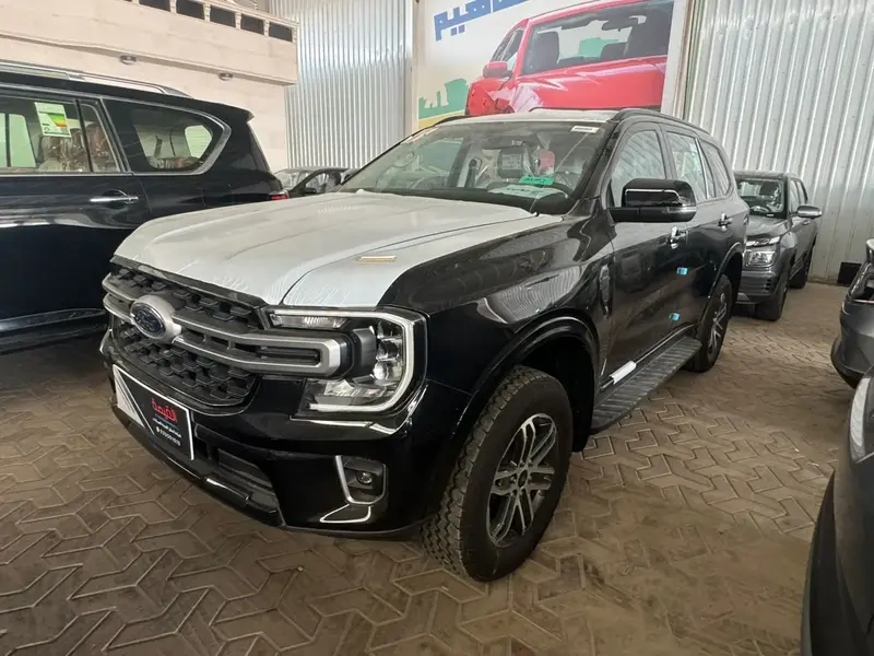 Ford EVEREST 2024