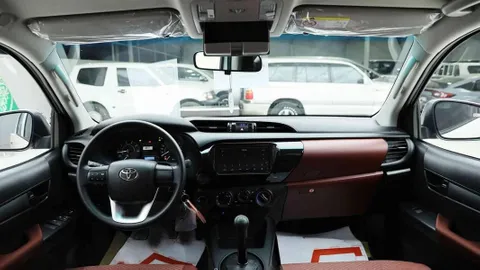Discover undefined undefined Exterior Interior Images.Find all aspects and details of cars.