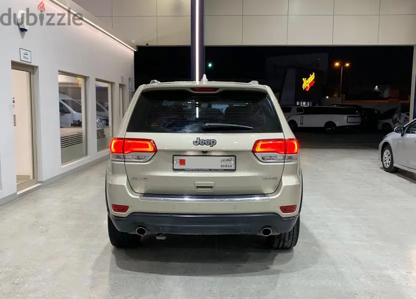 جيب جراند شيروكي 2015