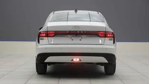 Discover undefined undefined Exterior Interior Images.Find all aspects and details of cars.