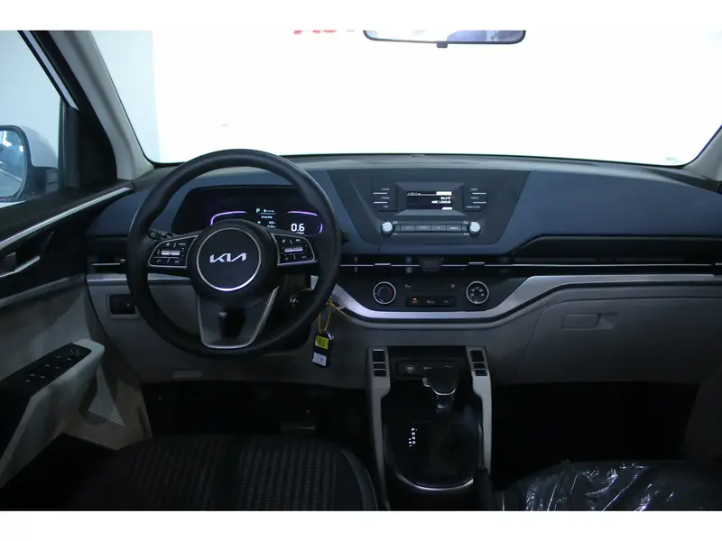 KIA Carens 2025