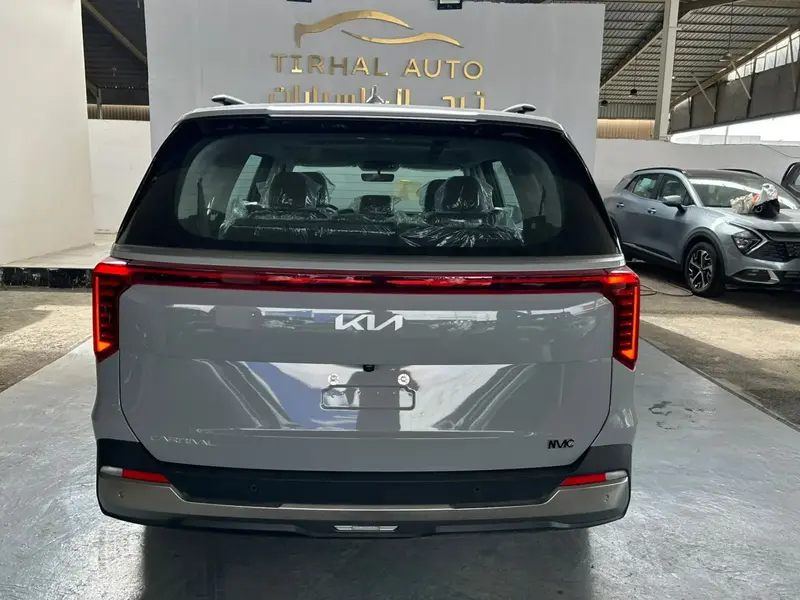 KIA Carnival 2025