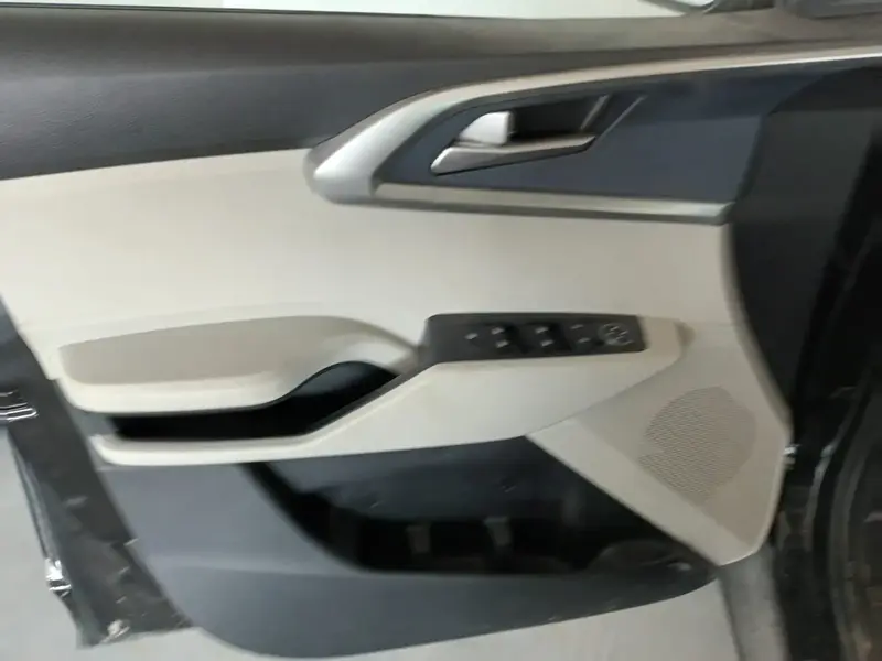 KIA Carens 2024