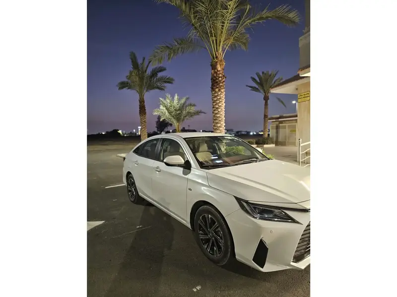Discover undefined undefined Exterior Interior Images.Find all aspects and details of cars.